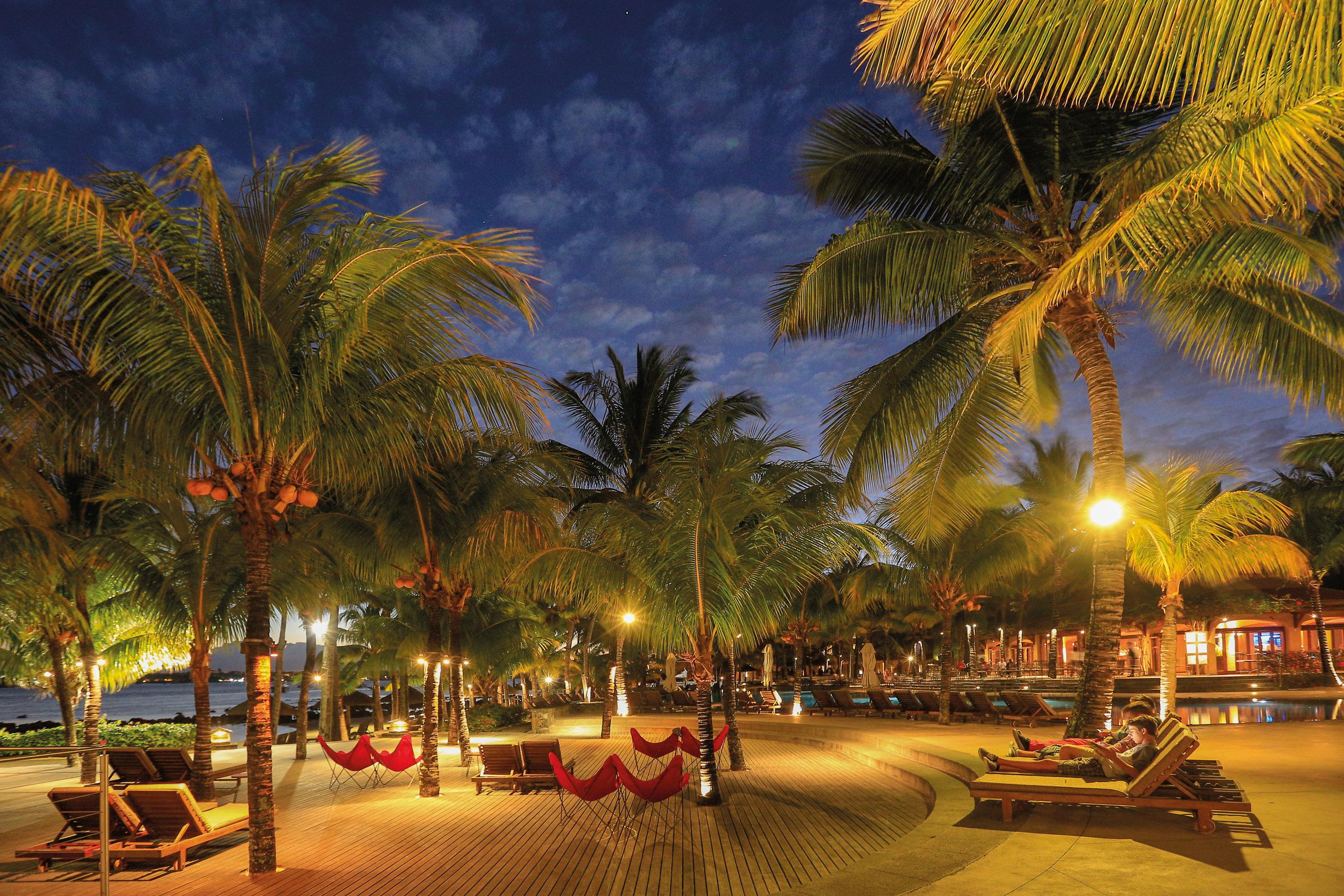 Mauricia Beachcomber Resort & Spa Grand Baie Esterno foto