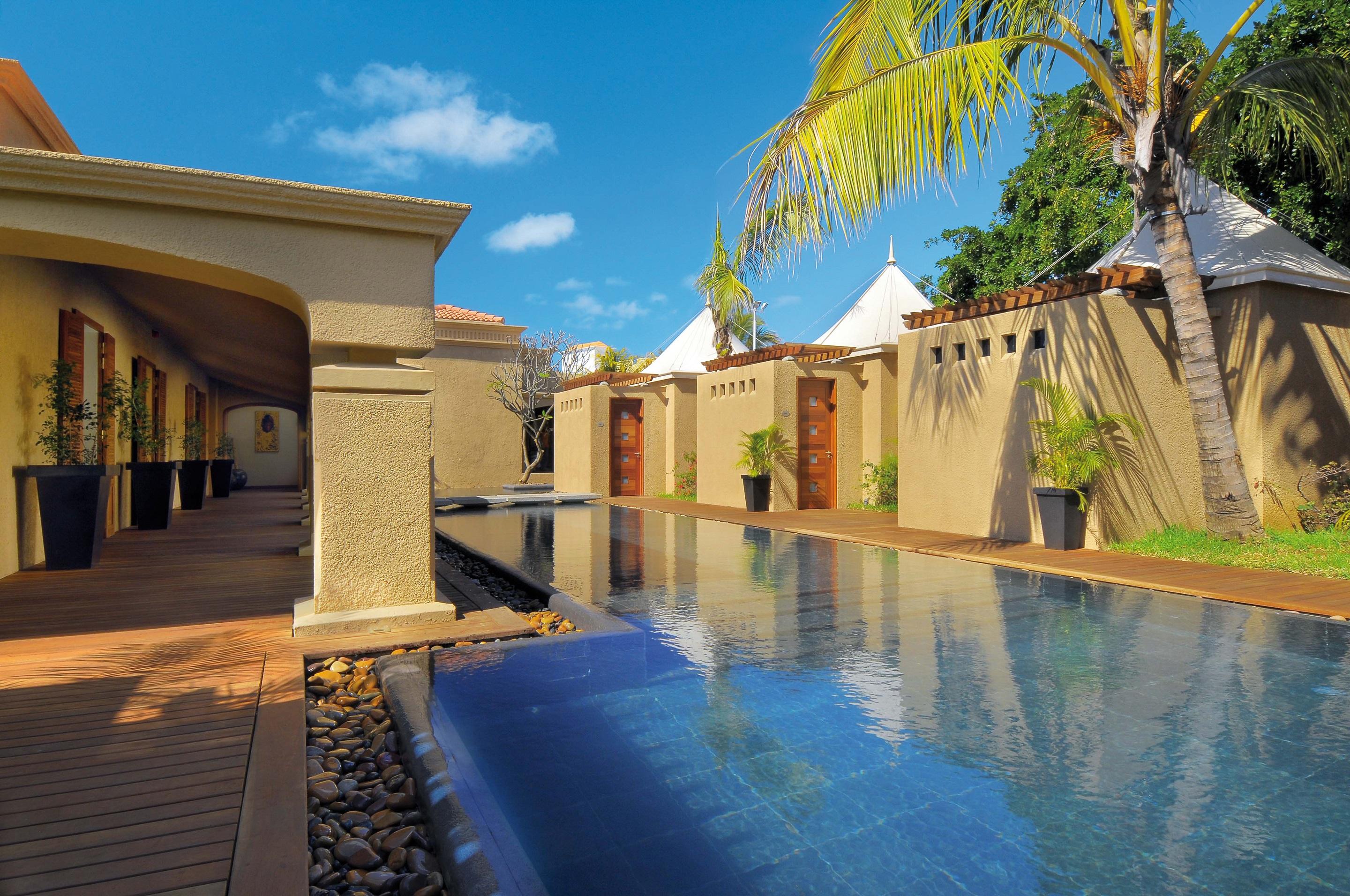 Mauricia Beachcomber Resort & Spa Grand Baie Esterno foto