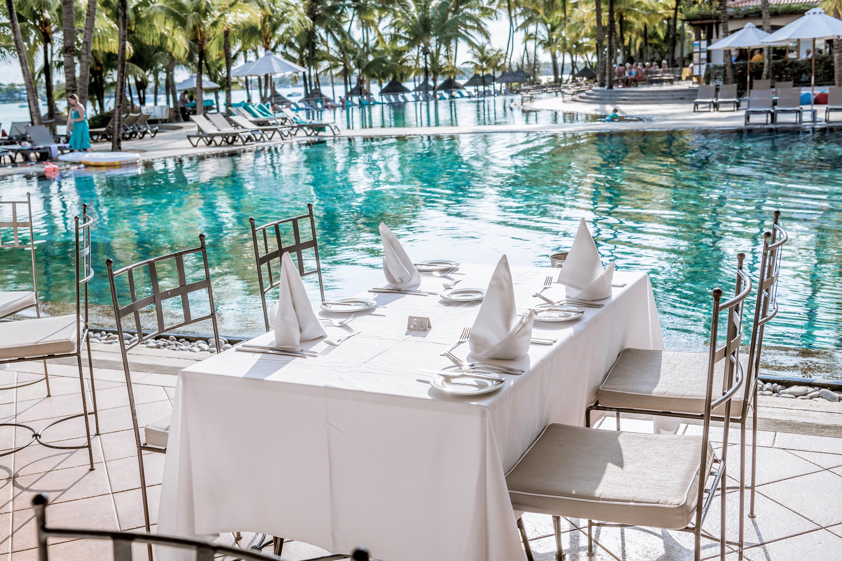 Mauricia Beachcomber Resort & Spa Grand Baie Esterno foto