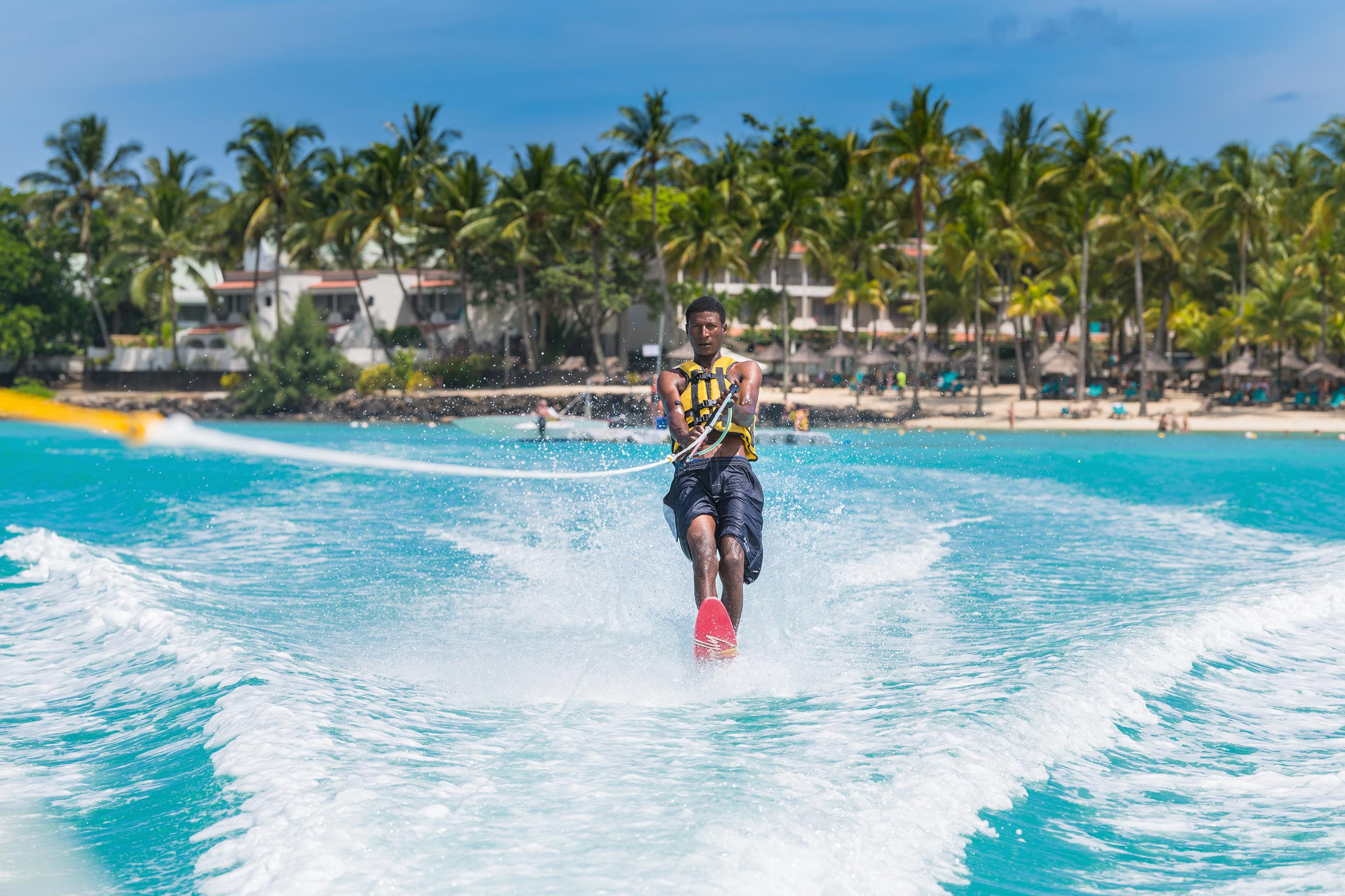Mauricia Beachcomber Resort & Spa Grand Baie Esterno foto