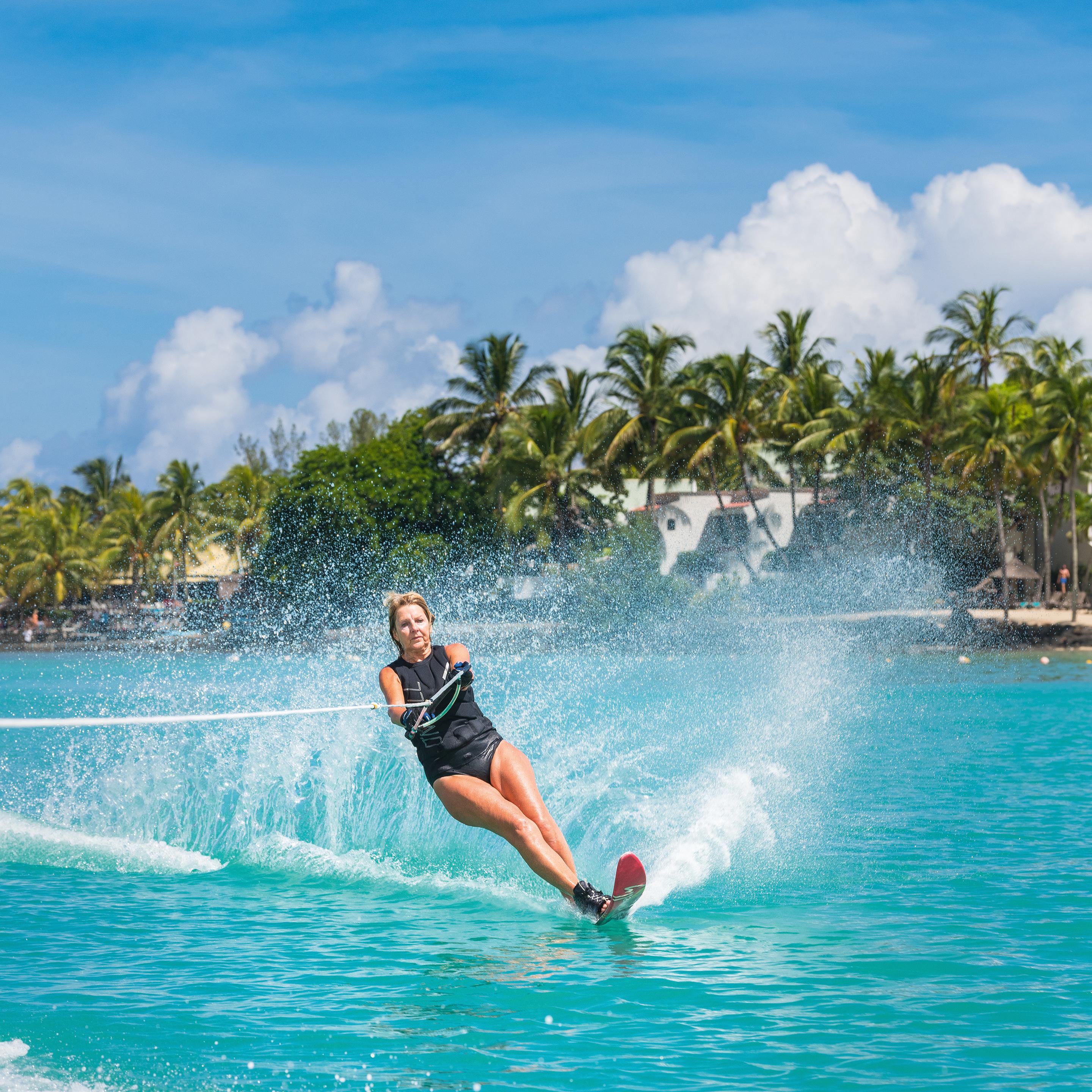 Mauricia Beachcomber Resort & Spa Grand Baie Esterno foto